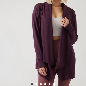 *New with tags* Athleta Pranayama II wrap size L